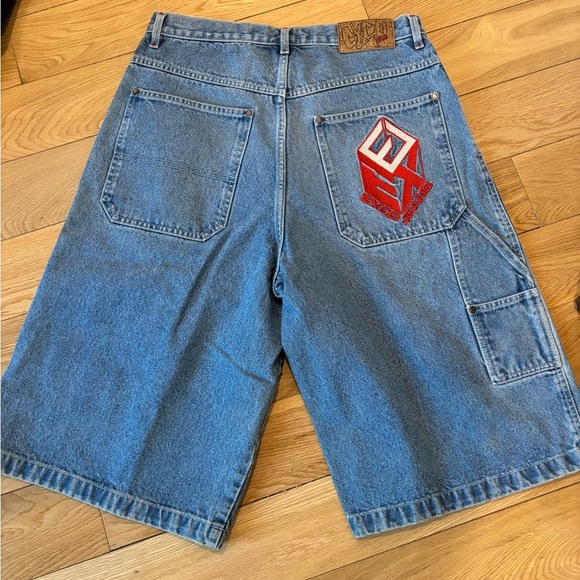 EXCO Y2k Stylish Blue Denim Shorts with Red Details - Picture 1 of 4